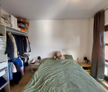 Appartement op de eerste verdieping met 1 slaapkamer, terras en garage - Photo 4