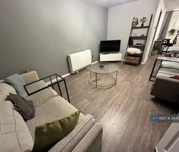 3 bedroom detached house to rent - Photo 2