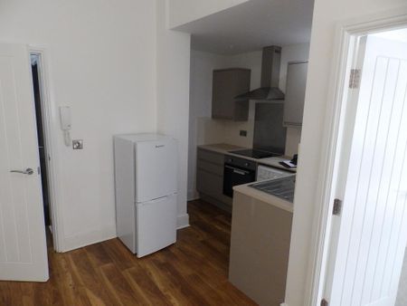 1 bedroom apartment to rent - Photo 5