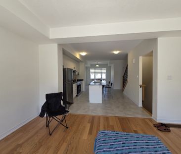 For Lease - 161 Melody Lane, Thorold, Ontario - Photo 5