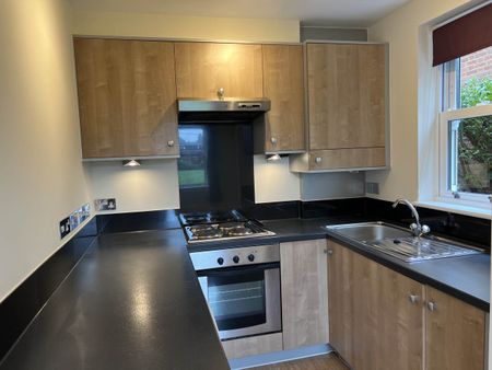 1 bed flat to rent in Old Tiverton Road, Exeter, EX4 - Photo 4