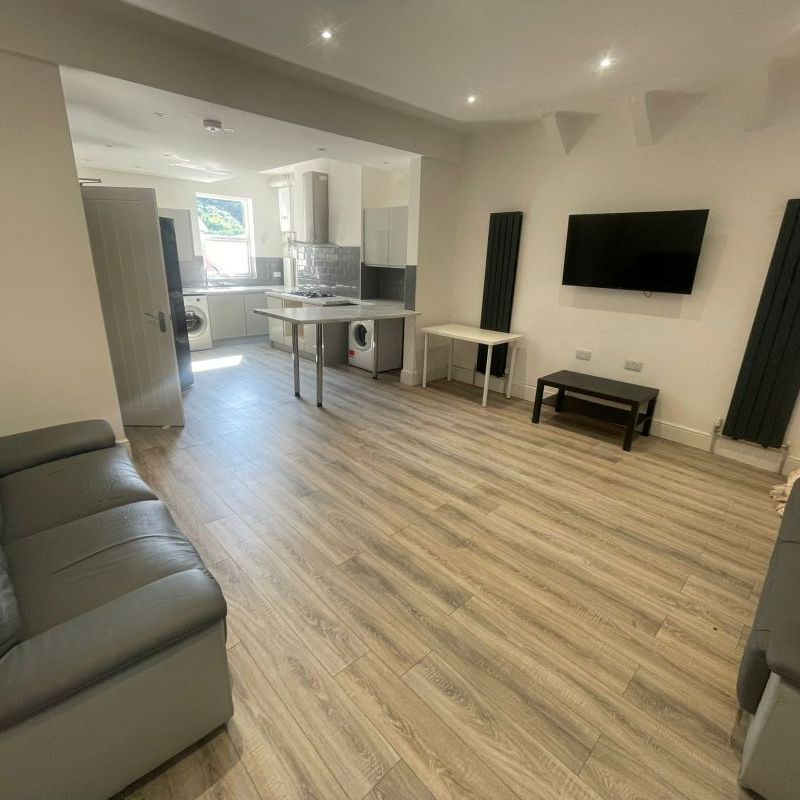 90 Derby Road- Brand New Refurb Loughborough - Photo 1