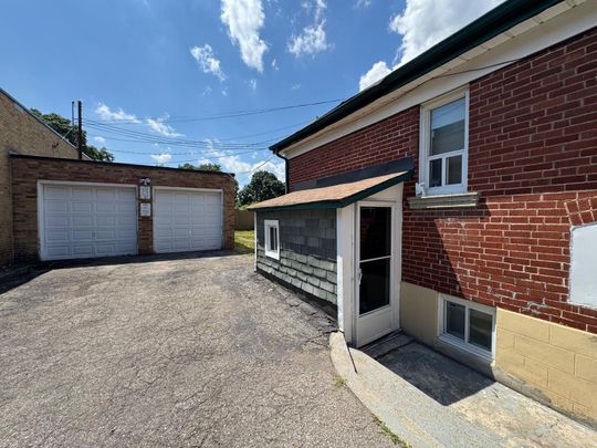 For Lease - 618 Brown's Line Unit# Basement, Toronto, Ontario - Photo 1