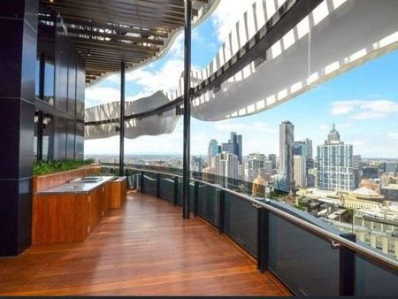 Modern 2-Bedroom, 2-Bathroom Apartment with Spectacular Views - Photo 2