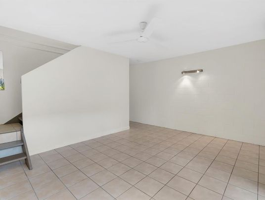 CHARMING TWO BEDROOM TOWNHOUSE ON CITY FRINGE - Photo 1