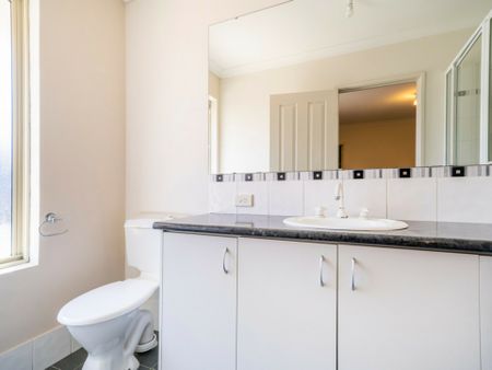 Front of the complex family home! - Photo 2