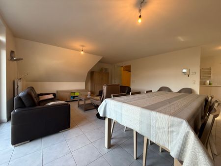 Instapklaar drie-slaapkamerappartement met garage in Meulebeke. - Foto 4