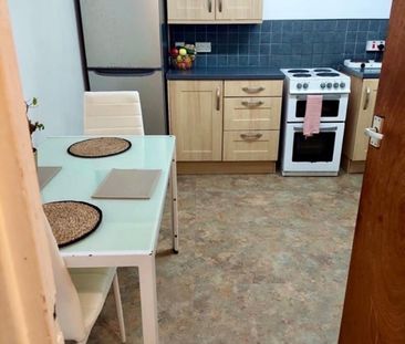 Room in a Shared Flat, Fairview Road, SW16 - Photo 4