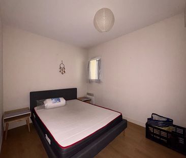 Location Appartement 2 pièces 47m² - Photo 3
