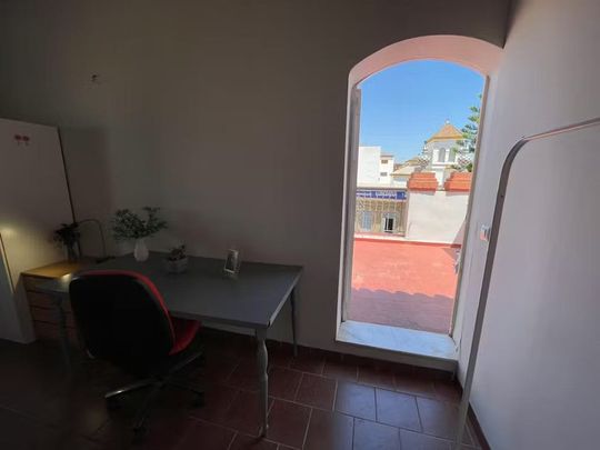 Calle Porvenir, Sevilla, Andalusia 41013 - Photo 1