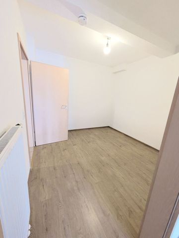Saarburg: Helle & frisch renovierte 2,5-Zimmer-Wohnung mit Balkon – 79 m² Wohnkomfort. - Photo 5