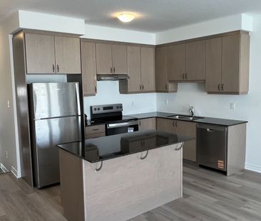 For Lease - 17 Canterhome Street, Kitchener, Ontario - Photo 6