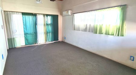 1 Bedroom, Browns Bay - Photo 4