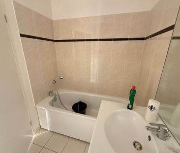 Location Appartement 2 pièces VITRY SUR SEINE 94400 - Photo 5