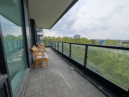 For Lease - 297 Oak Walk Drive Unit# 310, Oakville, Ontario - Photo 2