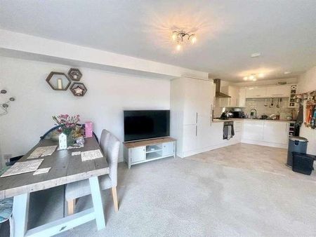 The Stables, Combe Road, Torquay, TQ2 - Photo 4