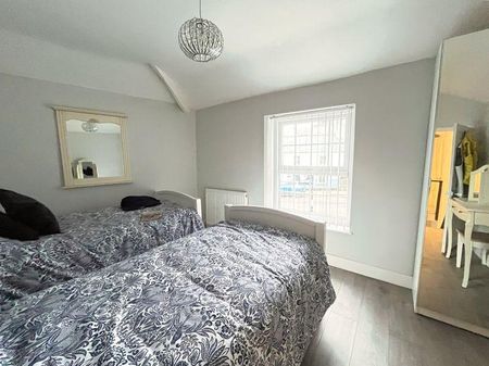 1 The Limes, Cowbridge, The Vale of Glamorgan CF71 7BJ - Photo 5