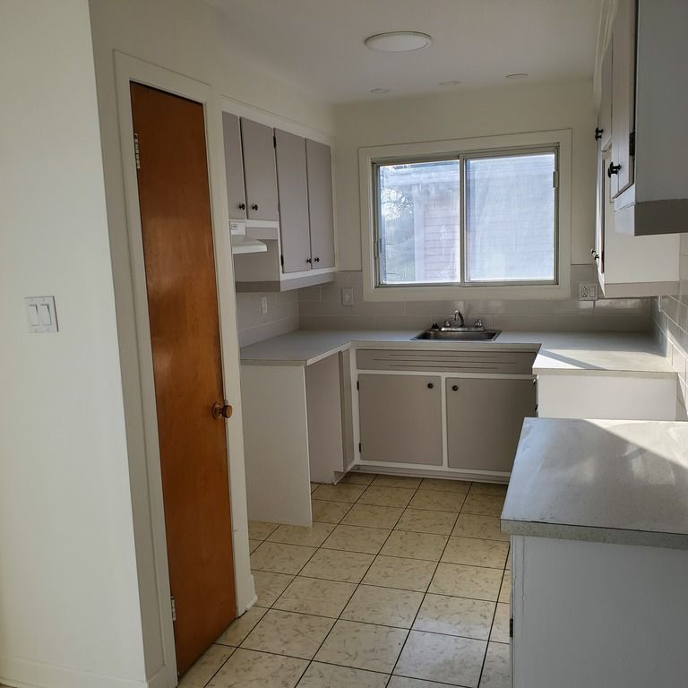 5 1/2 À Louer - Photo 1