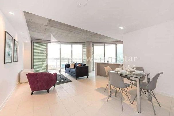 Hoola, Tidal Basin Road, London, E16 - Photo 1