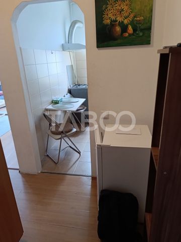 Garsoniera cu balcon mobilata si utilata Turnisor zona linis - Fotografie 3