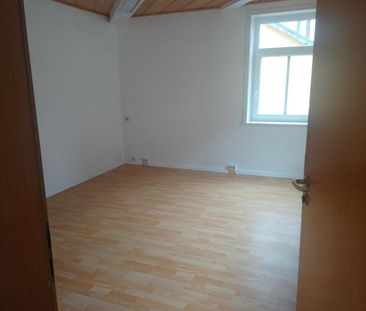 6 Raum Wohnung mit 2 Bädern im Stadtzentrum von Pößneck - Foto 1