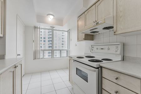For Lease - 8 Hillcrest Avenue Unit# 1606, Toronto, Ontario - Photo 3