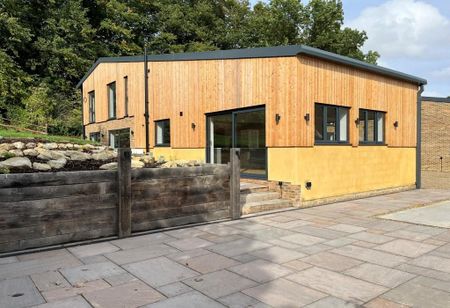 5 bedroom barn conversion to rent - Photo 3