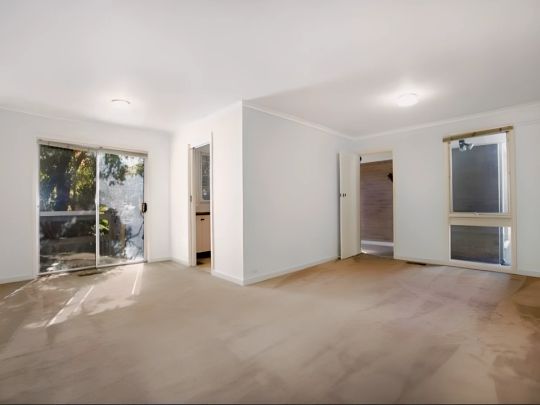 3 Bed, 1 Bath - Photo 1