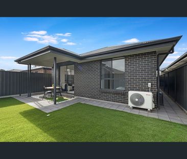 7 Heddle Street, Smithfield Plains, SA 5114 - Photo 1