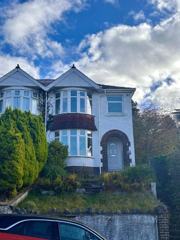 3 bedroom semi-detached house to rent - Photo 2