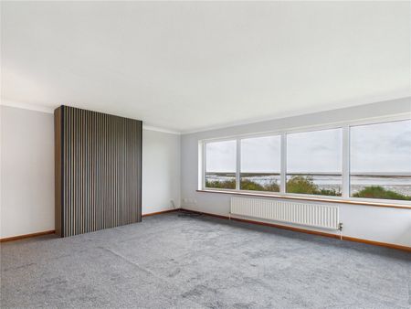 Beacon Heights, St. Osyth, Clacton-on-Sea, Essex, CO16 8JW - Photo 2