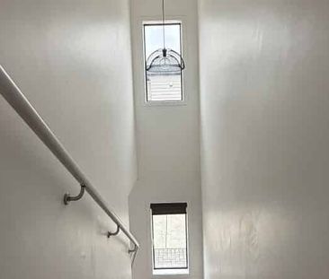 Spacious Near New 3 Bedroom Family home In Papatoetoe - Photo 1