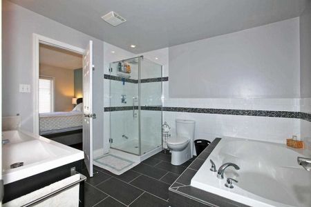 For Lease - 3000 Lake Shore Blvd West Boulevard Unit# 8, Toronto, Ontario - Photo 4