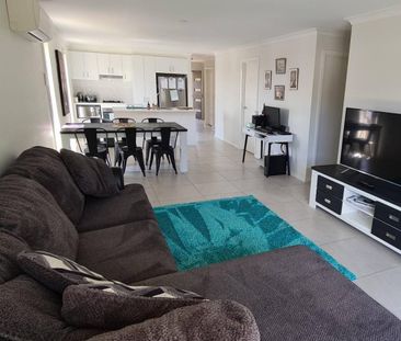 Modern Villa - Photo 1