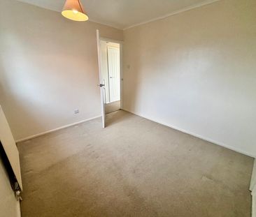 Derwent Avenue, Winsford - Photo 4