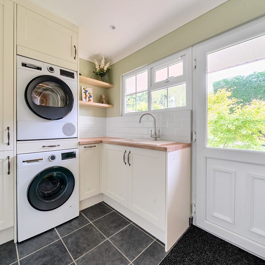 4 bedroom house to rent - Photo 1