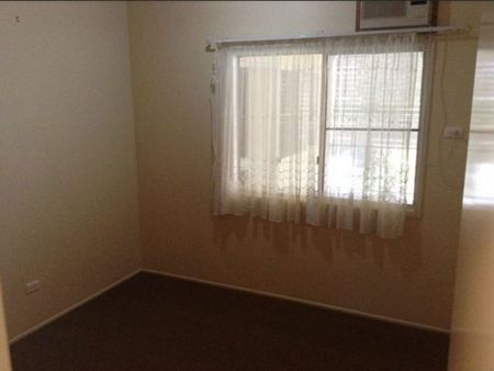 &ast;&ast; 3-Bedroom High Set Home in Moranbah 4744 QLD - Good Size for Family Living&excl;&ast;&ast; - Photo 5