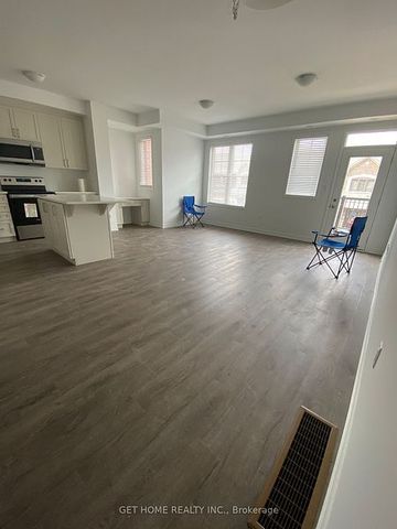 For Lease - 71 Keppel Circle, Brampton, Ontario - Photo 2