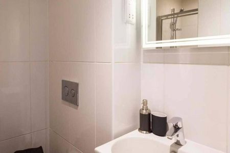 Studio to rent - Photo 5