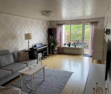 Alströmervägen, Sollentuna - Photo 3