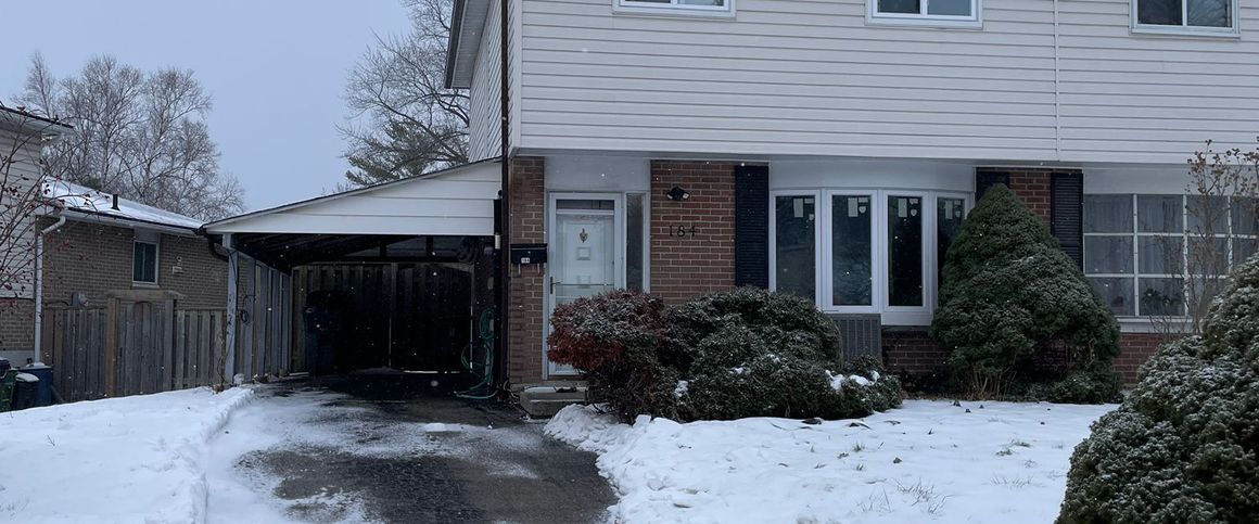 For Lease - 184 Hollyberry Trail, Toronto, Ontario - Photo 1