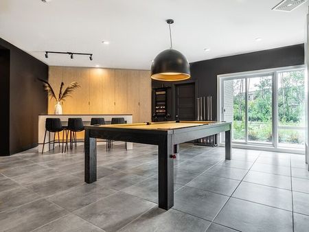 11-21 Ronsard Street - Photo 3