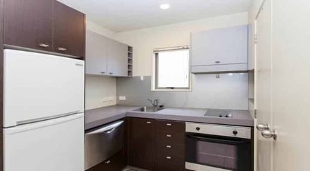 Tidy Apartment Living in Three Kings - Photo 5