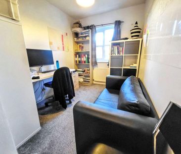 2 bed apartment to rent in NE31 - Photo 6