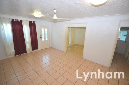 3/38 Park Street PIMLICO QLD 4812 - Photo 3