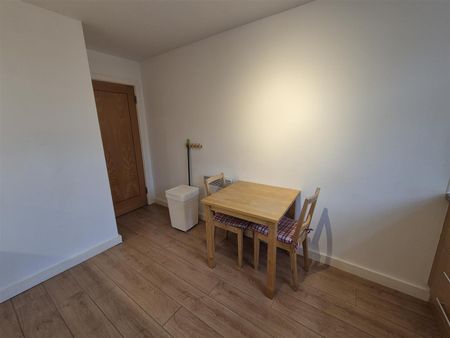 2 Bed Apartment - Photo 3