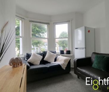 4 bedroom maisonette to rent - Photo 1