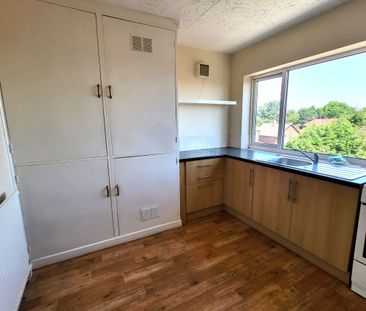 St. Christophers Flats, Hall Flat Lane, Doncaster - Photo 2