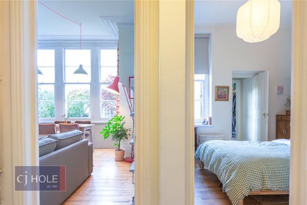 Woodstock Road, - Photo 1