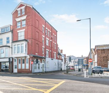 2 bedroom apartment to rent Suffolk Road, Lowestoft, Suffolk, NR32 - Photo 2